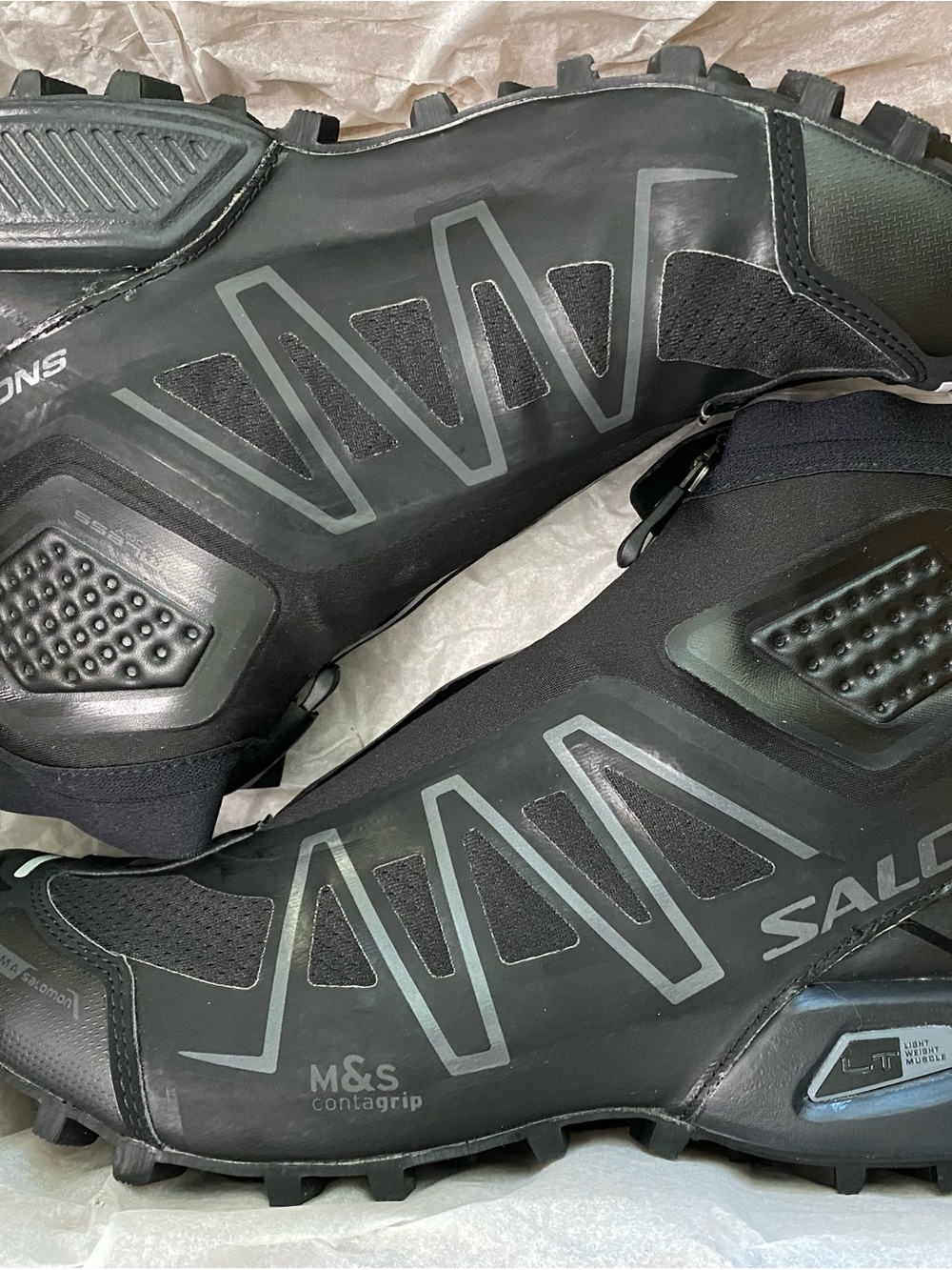 Salomon Snowcross Blk size 9.5 mens boots